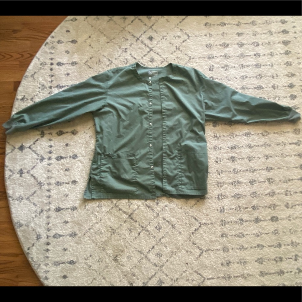 WonderWink wonder work scrub jacket - size large